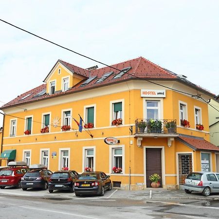 Hostel Sonce Птуй Экстерьер фото