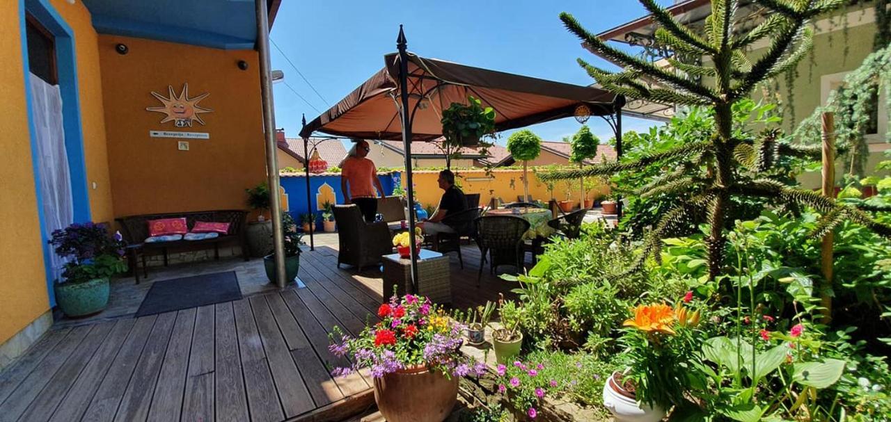 Hostel Sonce Птуй Экстерьер фото