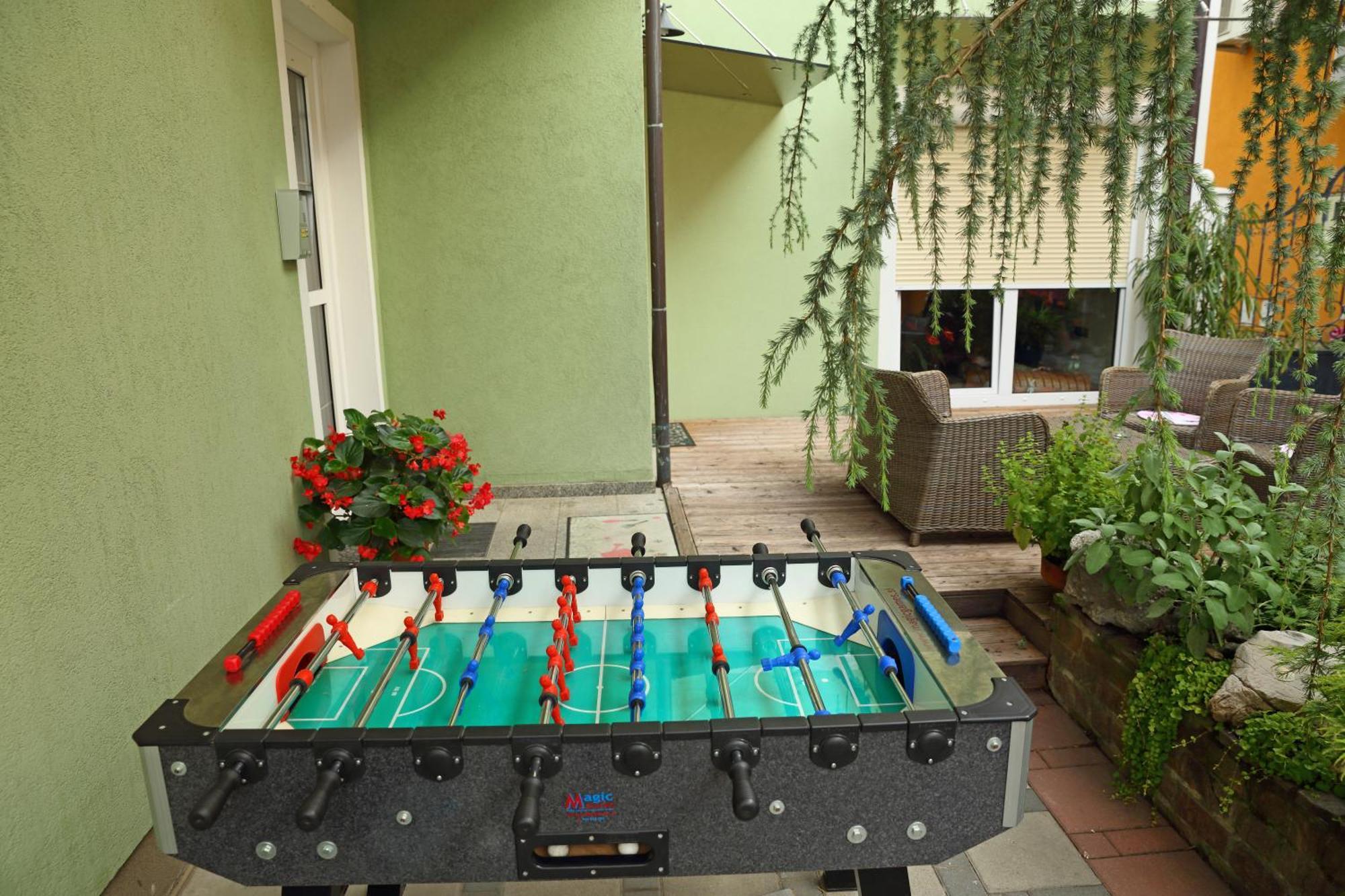 Hostel Sonce Птуй Экстерьер фото