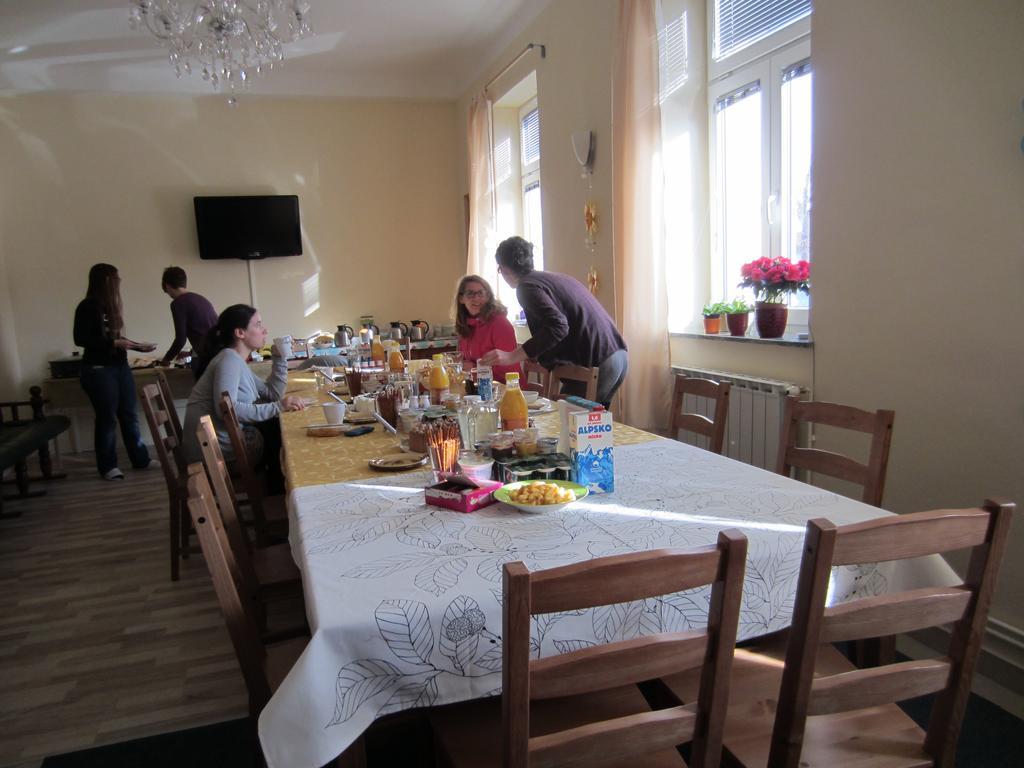 Hostel Sonce Птуй Экстерьер фото