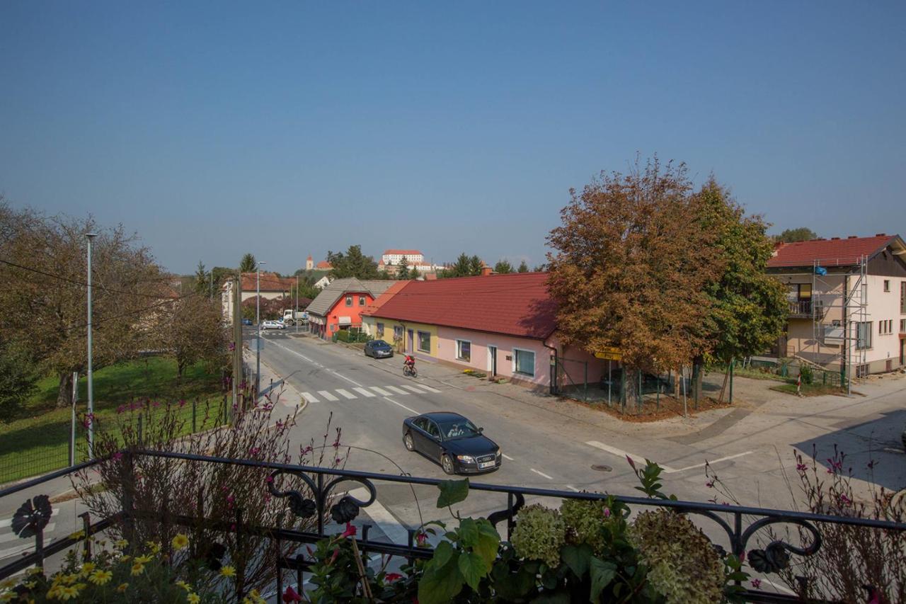 Hostel Sonce Птуй Экстерьер фото